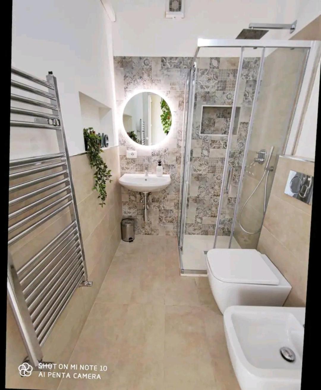 Exotic Flavour House Hotel La Spezia Exterior photo